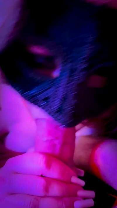 Who likes it slow and slutty