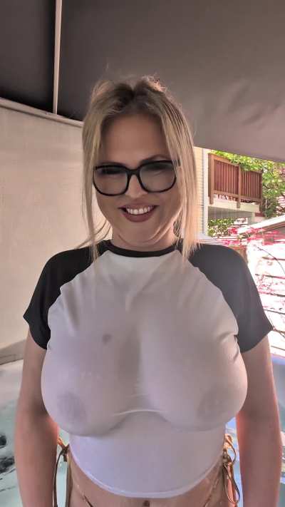 Good moms always host wet tshirt gontests