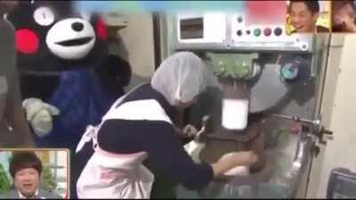 A lotta glove went into the making of this bread...