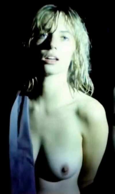 Maya Hawke Full Nude Scene