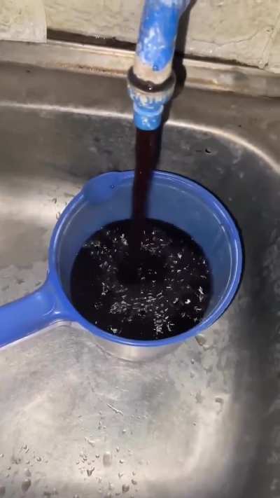 Salamat talaga CrimeWater sa libreng kape 😔🙏☕ Kaya binoto kita madam camille 😊😊(bideo di galing sakin)