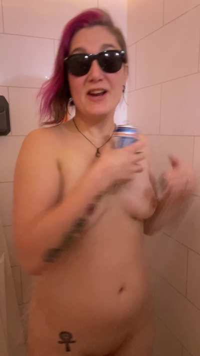 I didn’t think this would survive the mods on SB, so enjoy my wild friends 😉