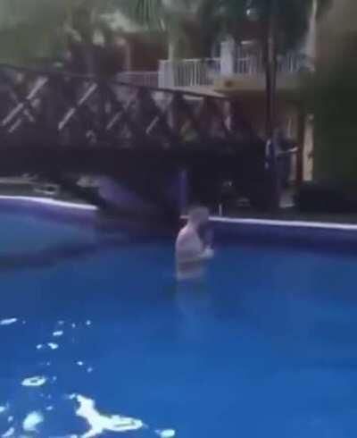 The ol’ accordion neck after a head-first crash