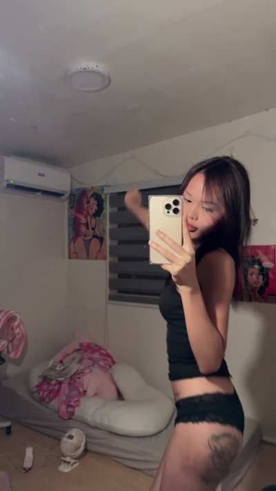 your 𝓕𝓪𝓷𝓽𝓪𝓼𝔂