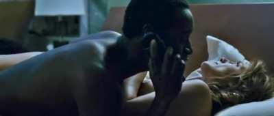 Jennifer Esposito in Crash (2004)