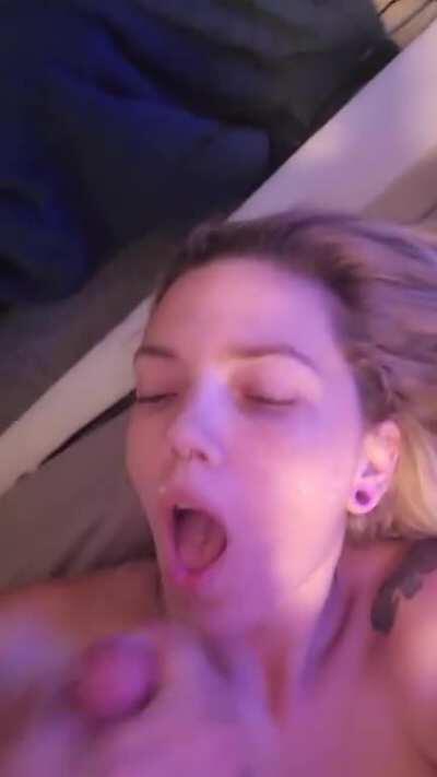 [F]ixate on my face for that load to start spraying