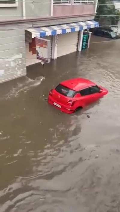 Fast&furious: khaleja edition