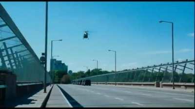 Drake and Josh's failed evacuation in Resident Evil: Apocalypse