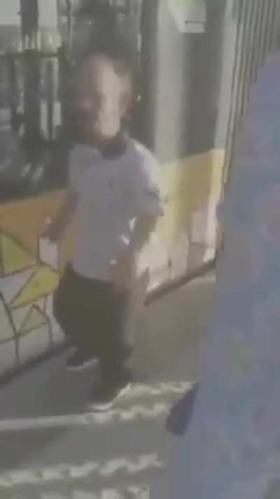 Beyefendi sqkin olurmusunuz