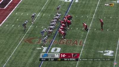 Nfl plays but with the “Well be Back” meme