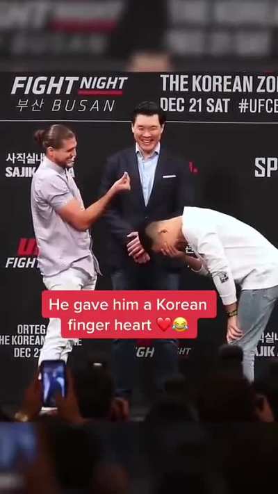 He made a grown fighter giggle and blush