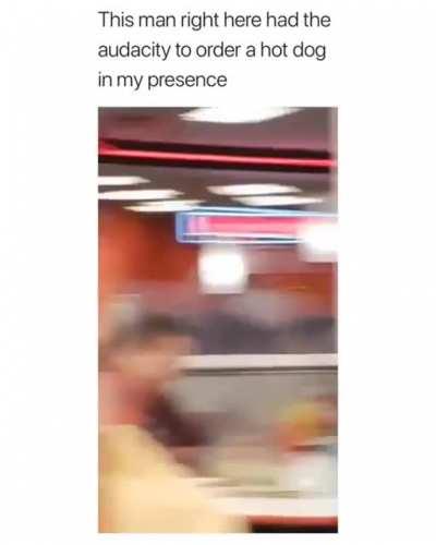 Hot dog man VS man man