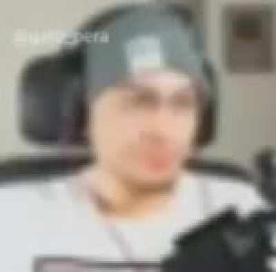 Cristian este es el verdadero video, yo lo cree😡