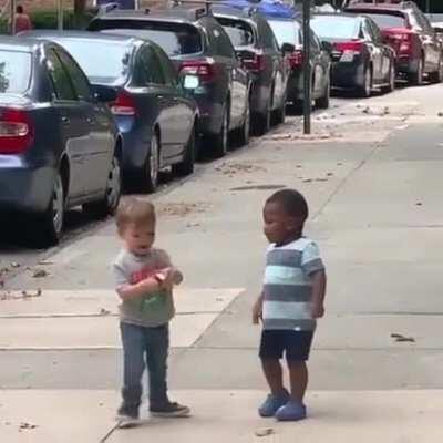 Toddler Besties Run to Hug Each Other on the Street