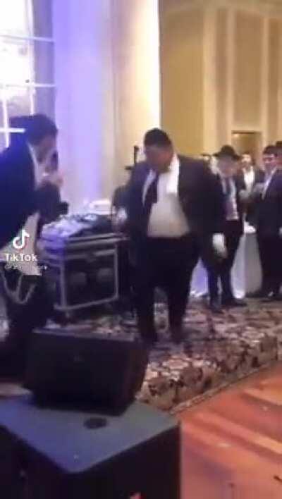 Hold my Manischewitz