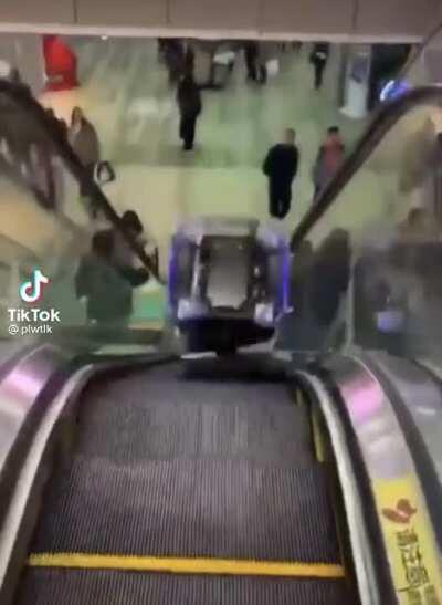 It seems the robot’s escalator programming shouldn’t have passed code review