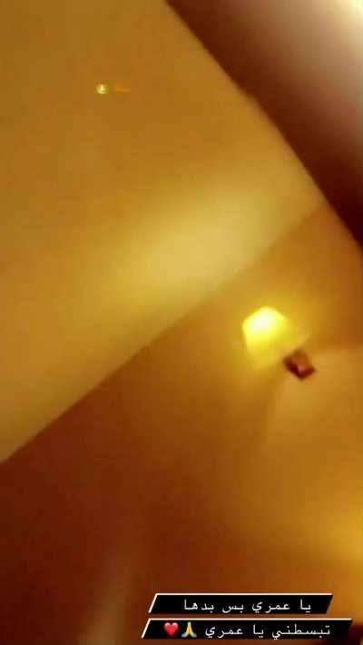 topless birthday video (mods wtf allow image posts ffs)