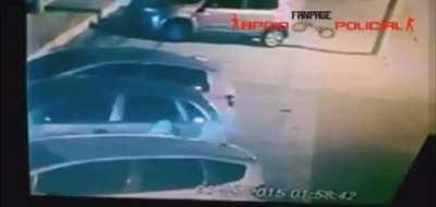 Carjackers weren’t ready for this dude