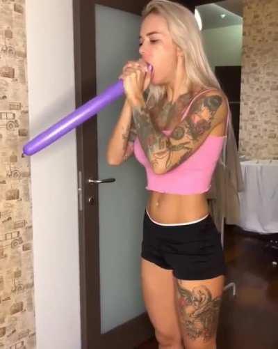 HMC while I do magic tricks at a party