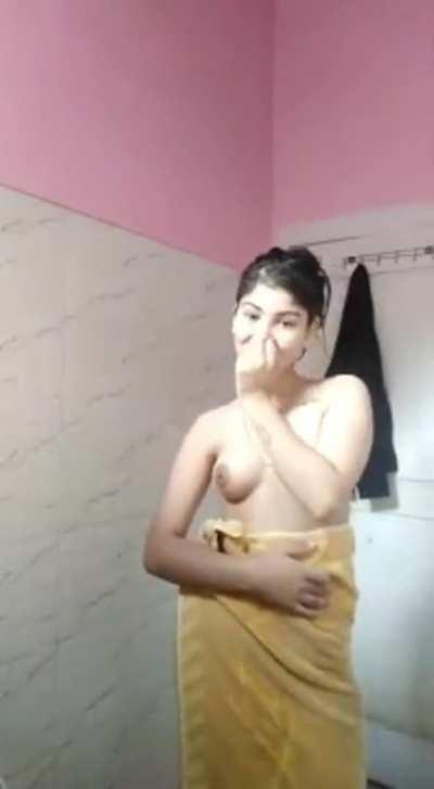 Another towel drop by a cute babe