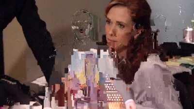 Rainn Wilson tries to escape the office on SNL and it fails miserably