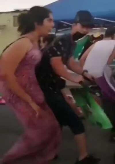 Se você for tão besta quanto eu vai dar pelo menos uma risadinha com esse vídeo.