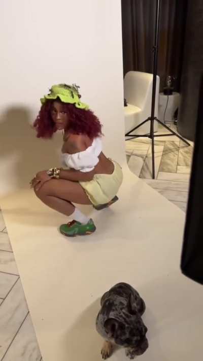 Sza throwing it back a lil 😮‍💨