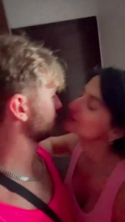 Soni Queen Hot Kiss and Boobs Press Erotic