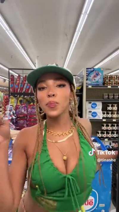 Tinashe on TikTok Previewing Needs
