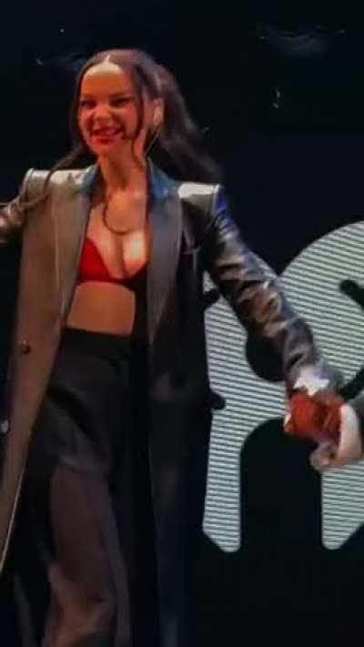 Dove Cameron Bouncing