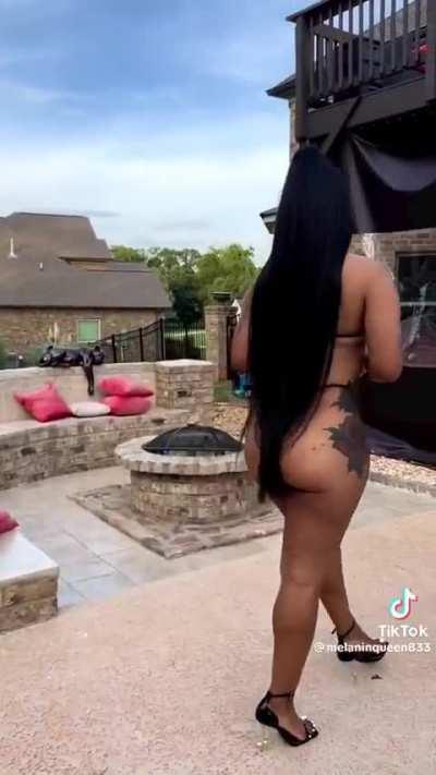 Stallion with heels on 😮‍💨