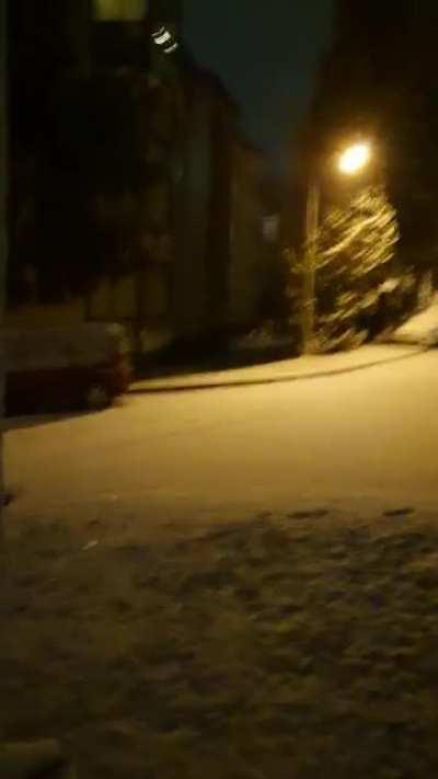 waking up at this at 3am