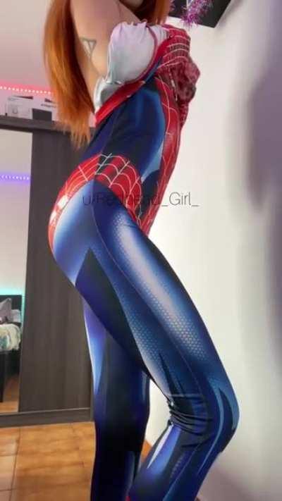 Hope nerdy girls are appreciated here 🥺