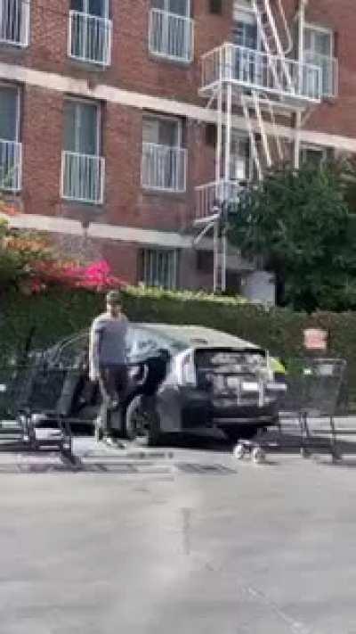 Вот, что бывает когда в стране не существует 10₽ монет