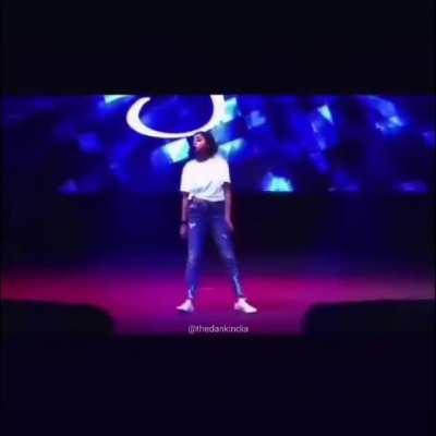 Petition to send her to 🇦🇫...