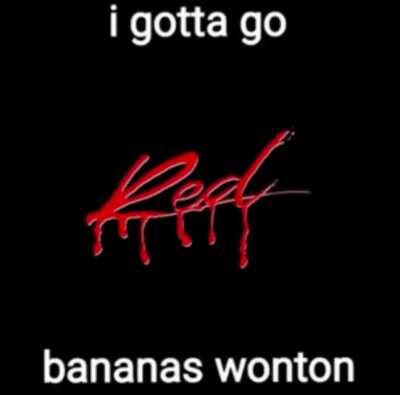 Hmmmm banana 😋🐒