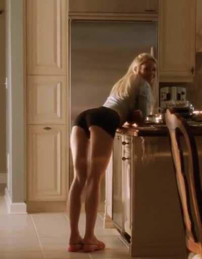 Gwyneth Paltrow needs some rough anal