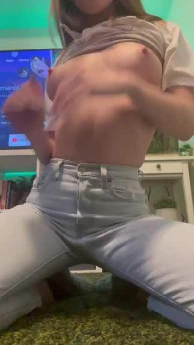 Put me in maternity clothes asap