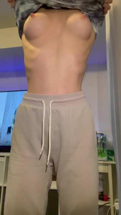 2003 slut just got straight A’s! Now I need a D