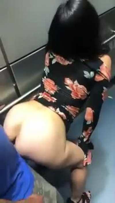 Sexy Mature Indian Babe Fucking in an Elevator by a Stranger infront of his friend.🥵