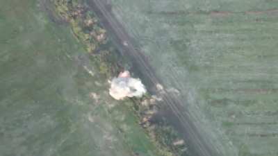 The 155-calibre hits the russian BMP-3 directly.