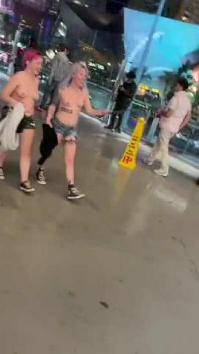 Such a fun night in Vegas!!