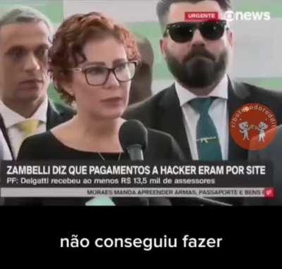 Ela nem fica com vergonha né?