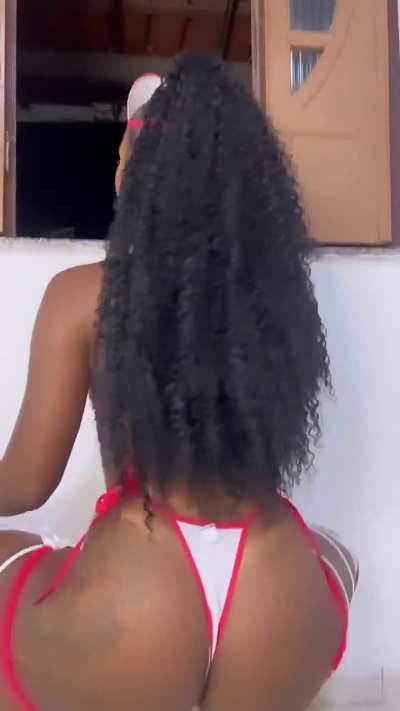 MULATA GOSTOSINHA DE QUATRO DE FIO DENTAL 🍑🍑🍑💦💦💦