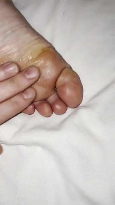 Sleepy foot massage part 1