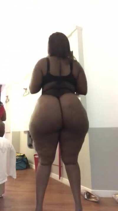 D3LLYTH3DR3AM ALL BLACK