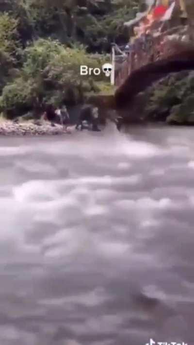 Loser city tightrope 