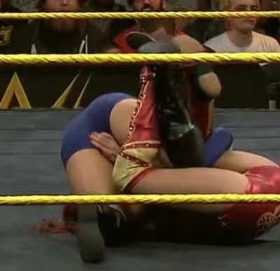 The boss not taking Bliss seriously to the point she decides touching Beta Bliss’ 🐱 mid match