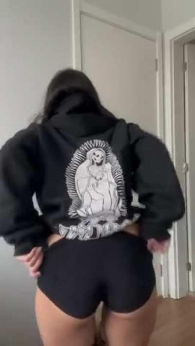 I love being naked when i get home