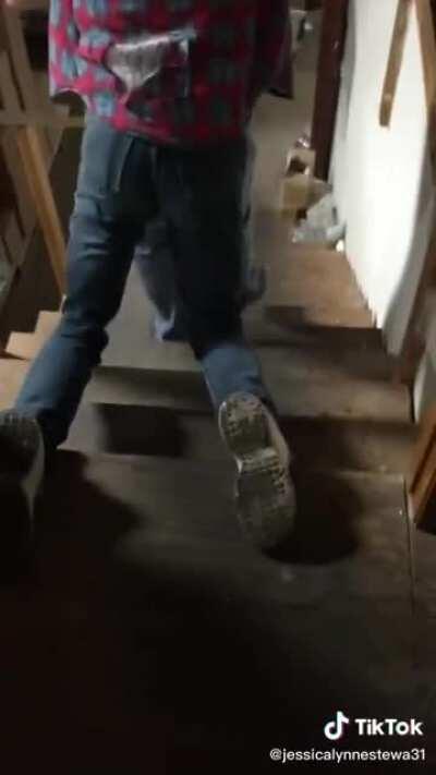 Employee treated himself to cookies on the boss's table, turns out they were edibles